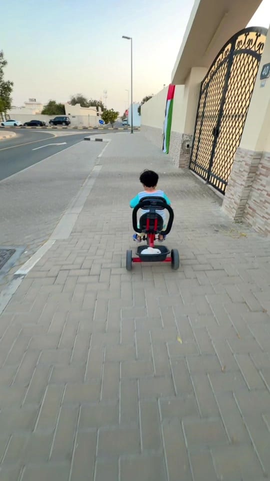 Post 5 by Humaira's Array on TikTok (video)