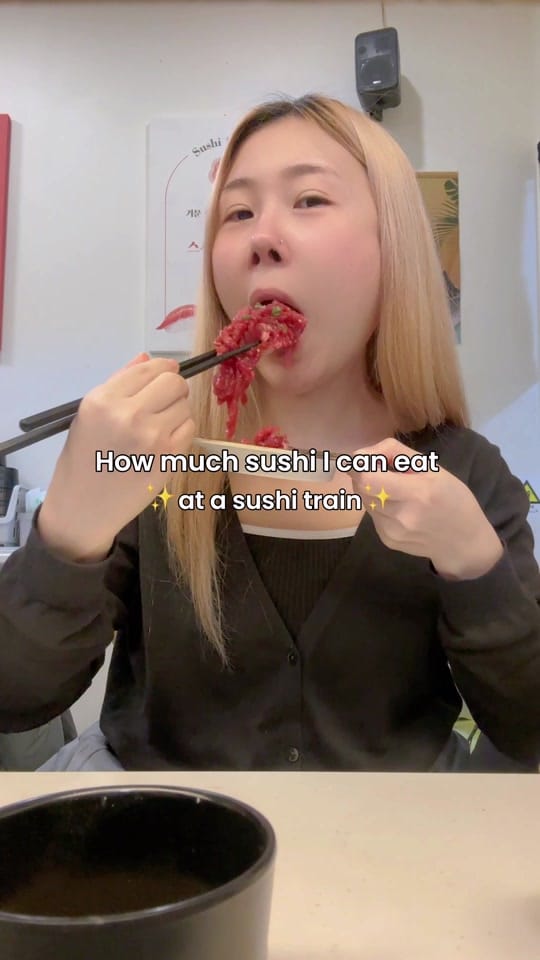 Post 3 by sophielovesmayo on TikTok (video)