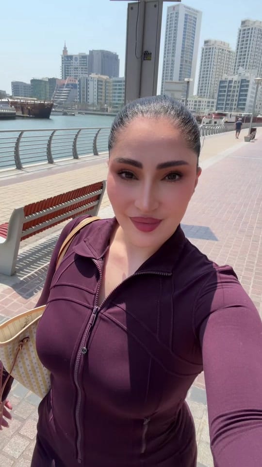 Post 3 by Amoon review on TikTok (video)