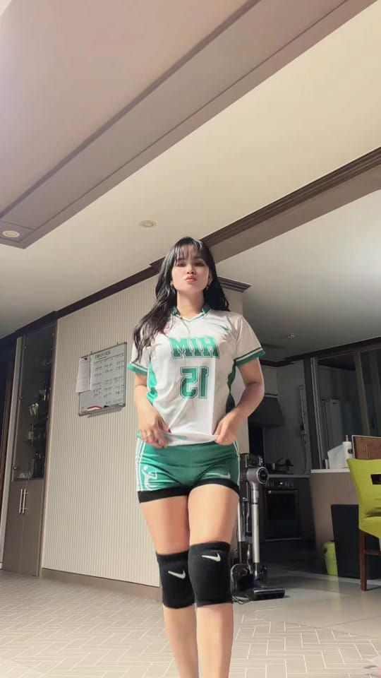 Post 4 by Hanny🇰🇷🇵🇭 on TikTok (video)
