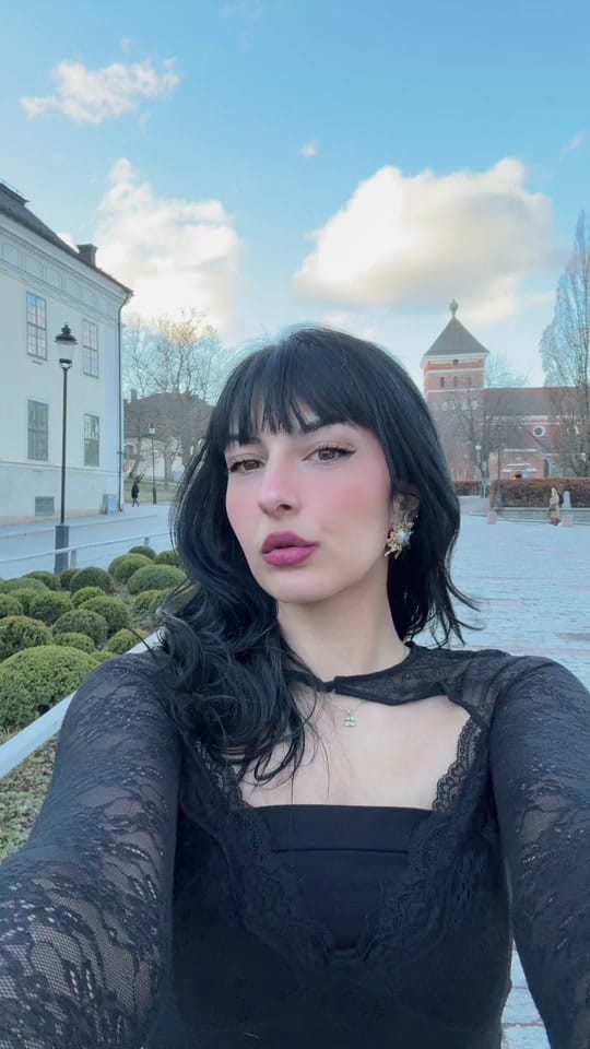 Post 4 by Aya Abd on TikTok (video)