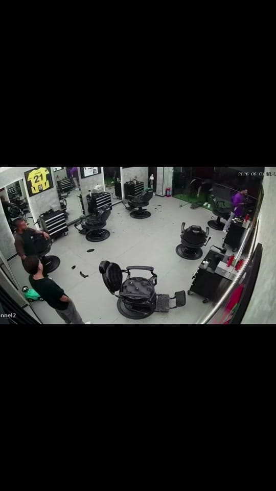 Post 4 by ALPATROS BARBERS on TikTok (video)