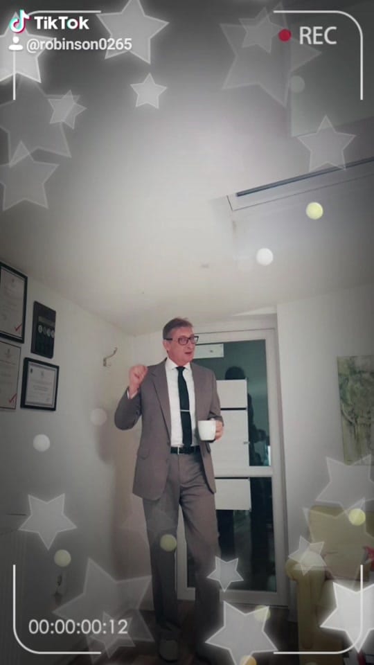 Post 2 by 𝕽𝖔𝖇𝖎𝖓𝖘𝖔𝖓🔹️ on TikTok (video)
