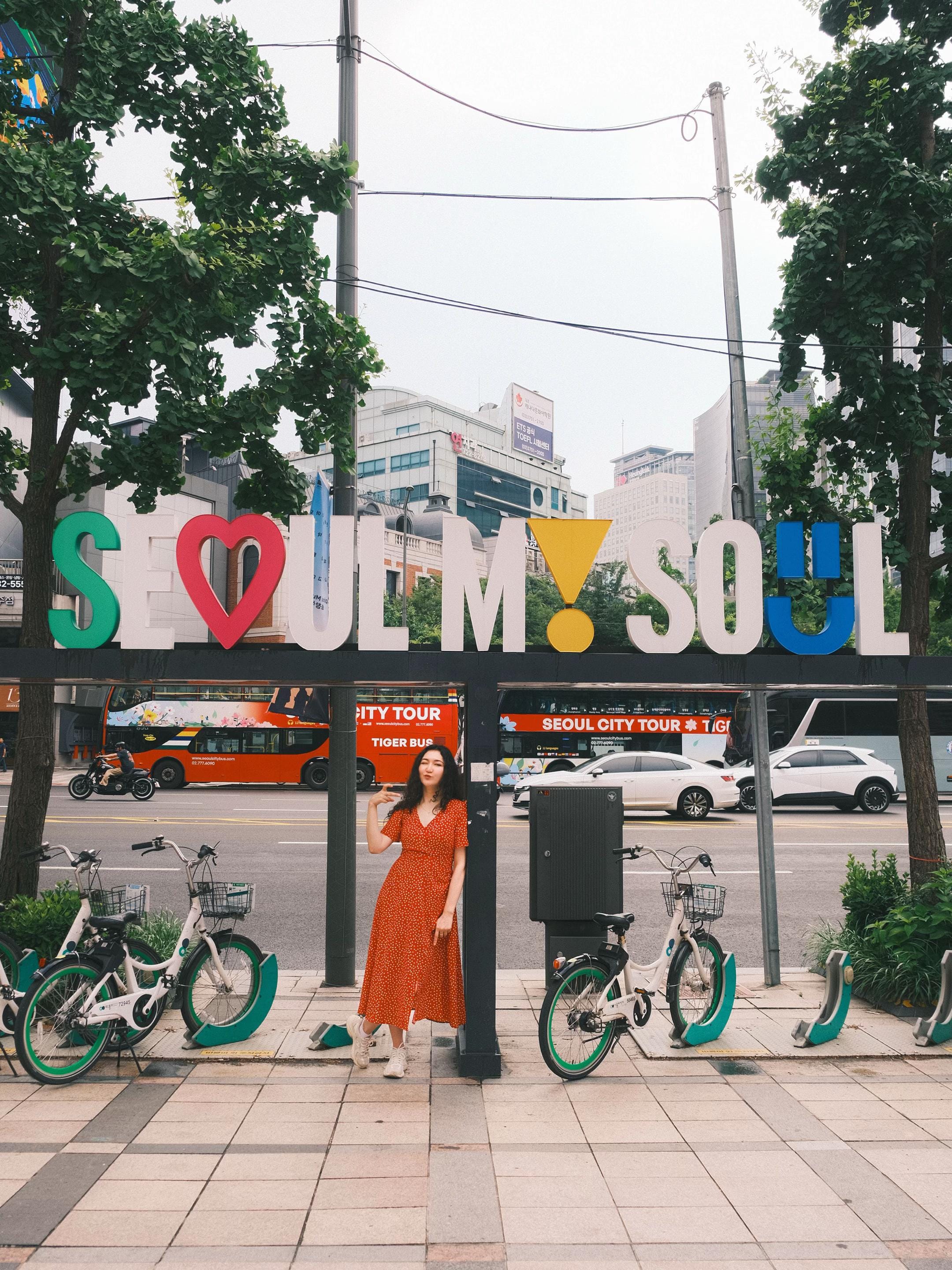 Post 1 by Snapstreet📸 on TikTok (video)