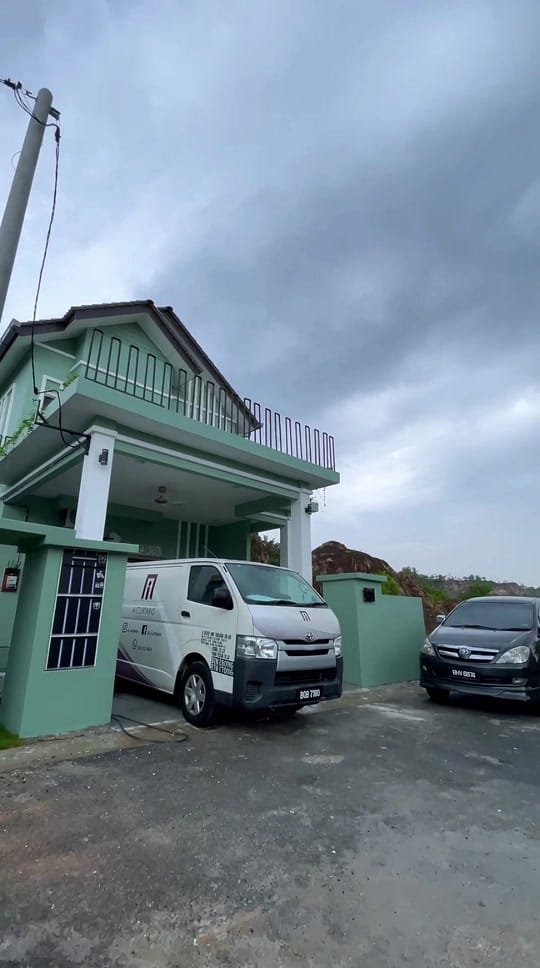 Post 2 by Langsir_aicurtains on TikTok (video)