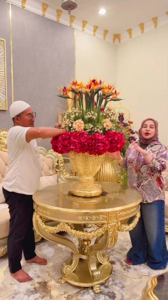 Post 3 by LAAMORA EMPIRE on TikTok (video)