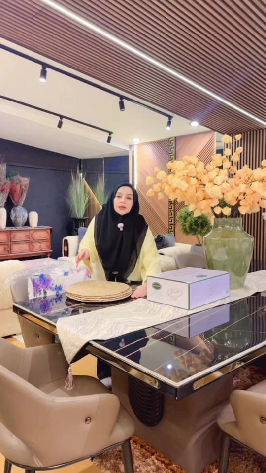 Post 7 by LAAMORA EMPIRE on TikTok (video)