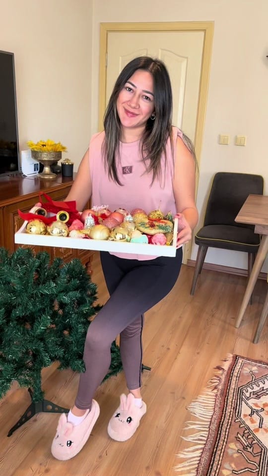 Post 5 by Beste Kaptanoğlu on TikTok (video)