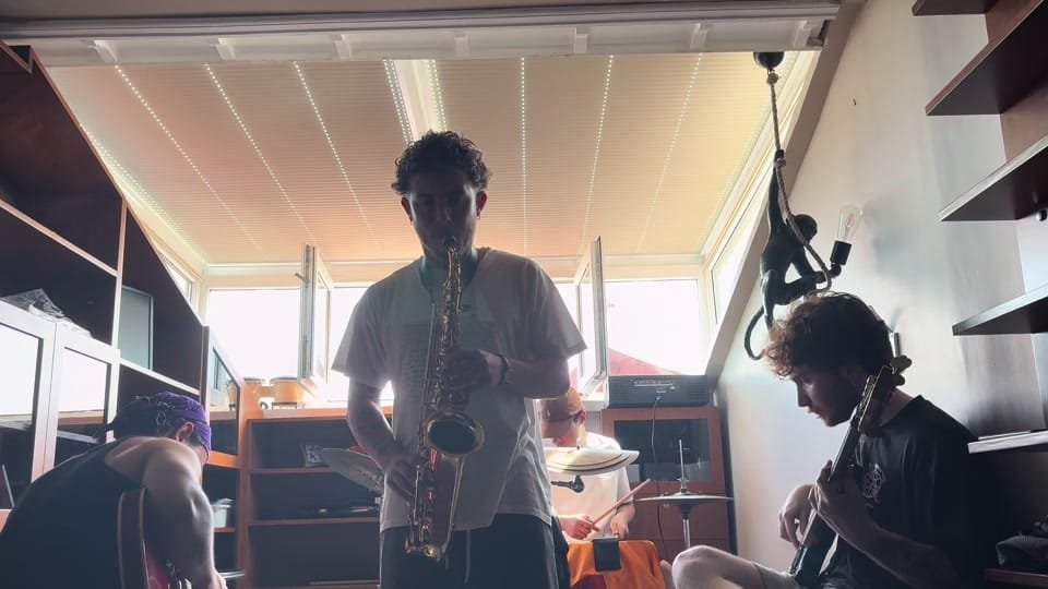 Post 1 by Maymun Collective on TikTok (video)