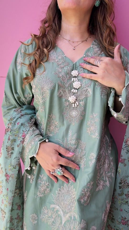 Post 3 by Iqrablogosphare on TikTok (video)