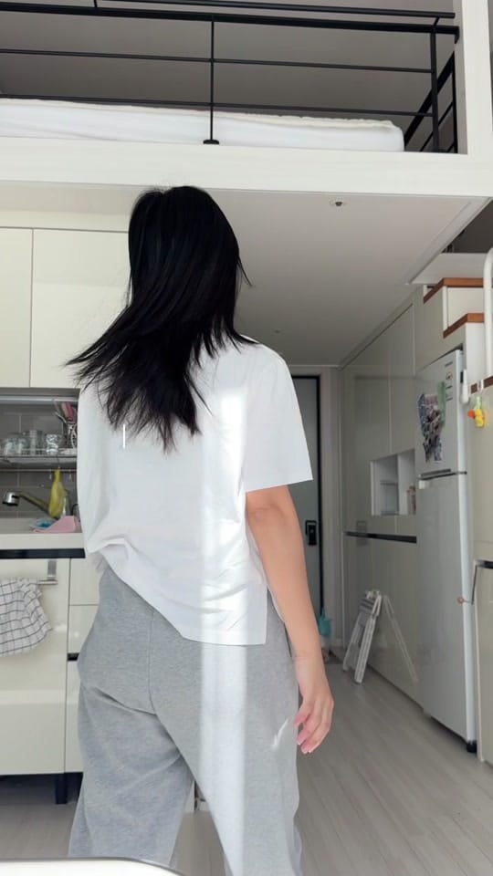 Post 9 by Emily 세영 on TikTok (video)