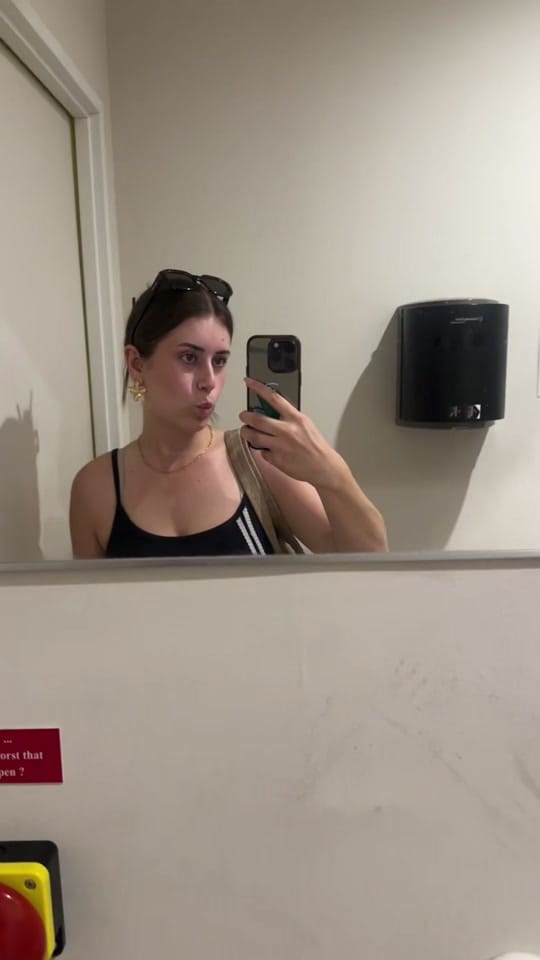 Post 1 by Lulustucru on TikTok (video)