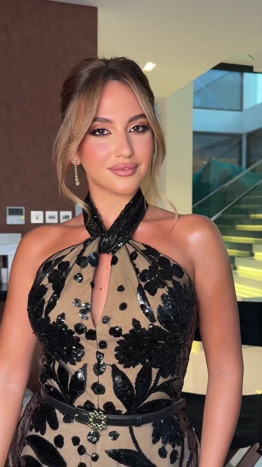 Post 8 by جواهر الكتبي . دبي on TikTok (video)