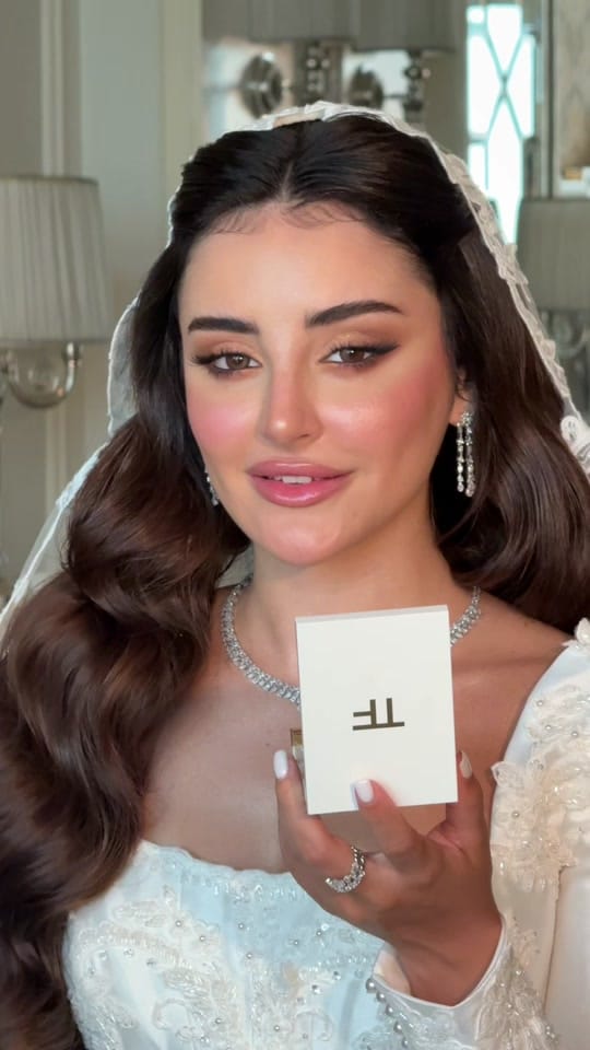 Post 2 by جواهر الكتبي . دبي on TikTok (video)