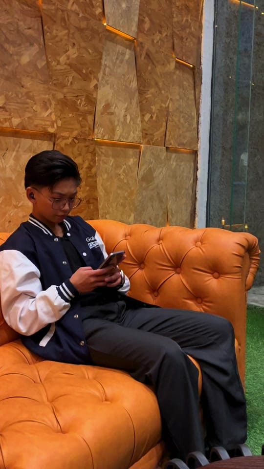 Post 2 by AceHargreeves on TikTok (video)