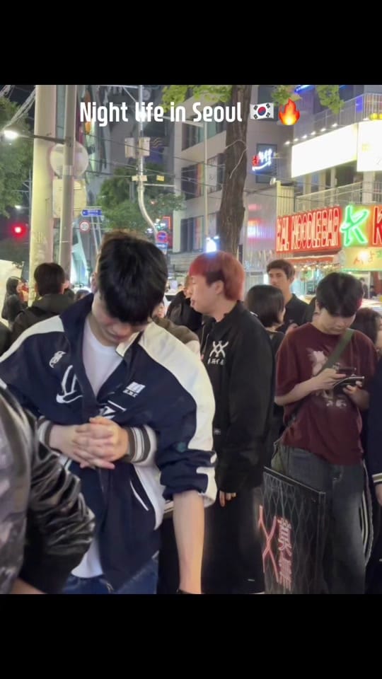 Post 6 by floeyev12 on TikTok (video)