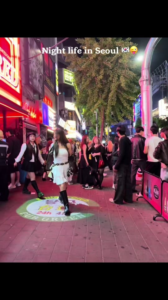 Post 5 by floeyev12 on TikTok (video)
