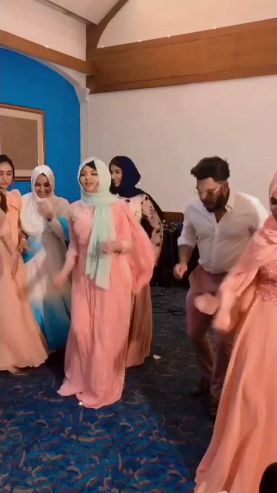 Post 10 by Nadashareef on TikTok (video)