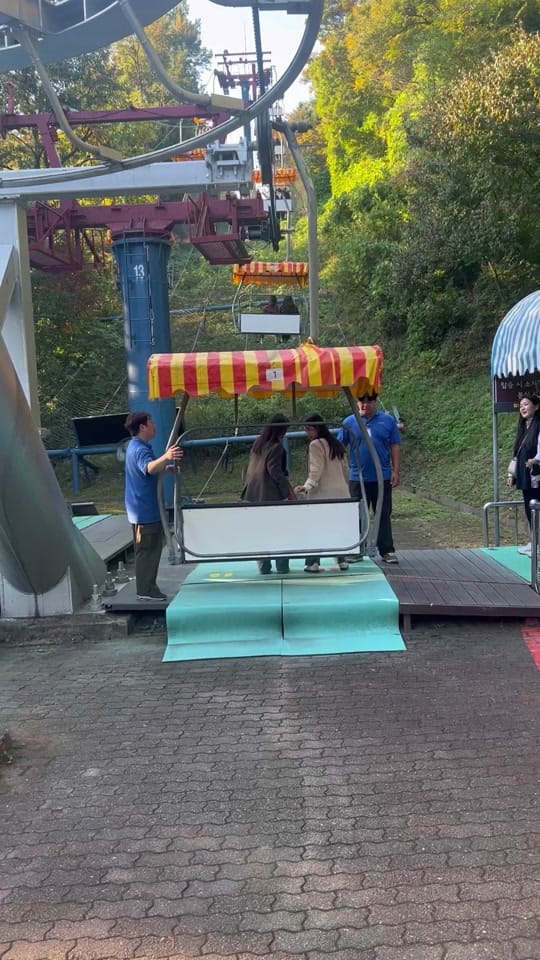 Post 10 by K-POP🇰🇷96 on TikTok (video)
