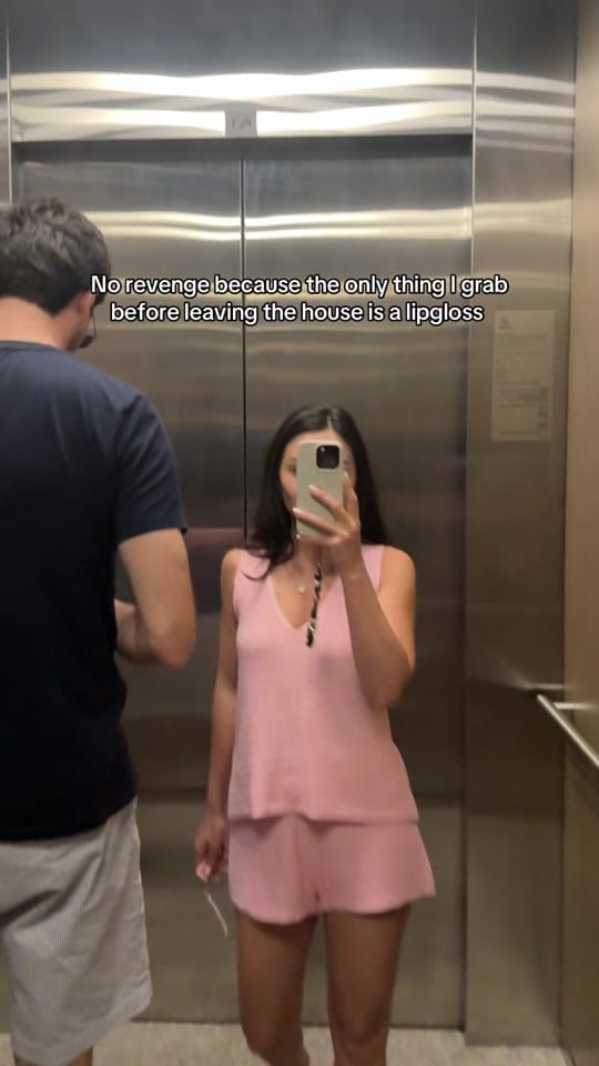 Post 6 by OfelyaYusif | Dubai Life ✨ on TikTok (video)
