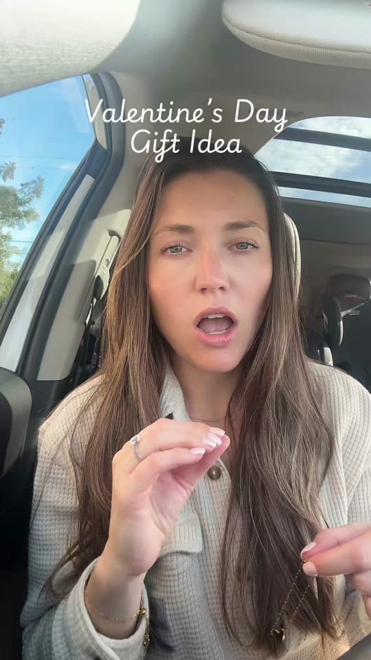 Post 8 by Lindsey | UGC | Motherhood on TikTok (video)