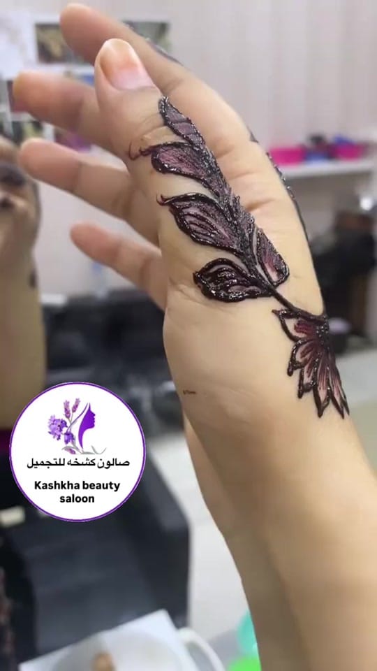 Post 8 by kashkhabeautysaloon on TikTok (video)