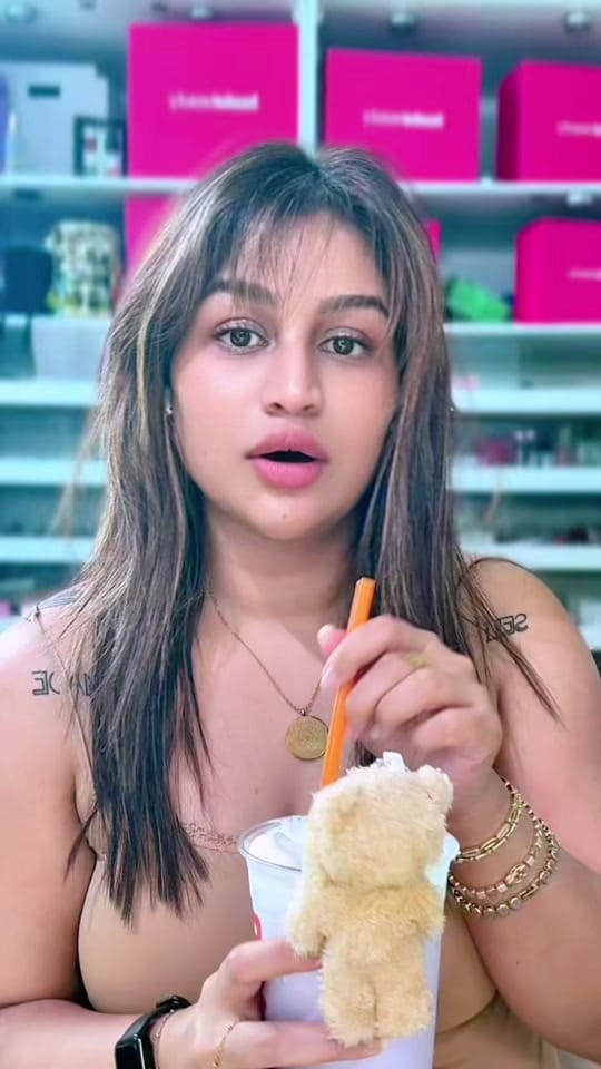 Post 1 by Thebeautybarbiiie on TikTok (video)