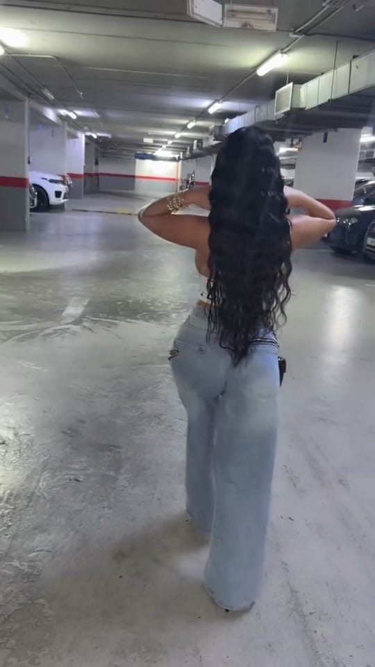 Post 1 by mirnaozoor on TikTok (video)