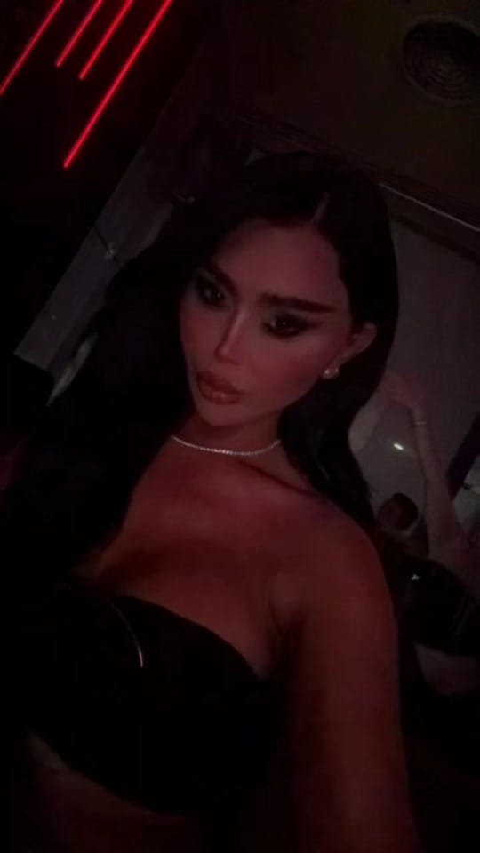 Post 4 by mirnaozoor on TikTok (video)