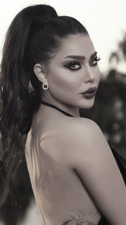 Post 10 by mirnaozoor on TikTok (video)