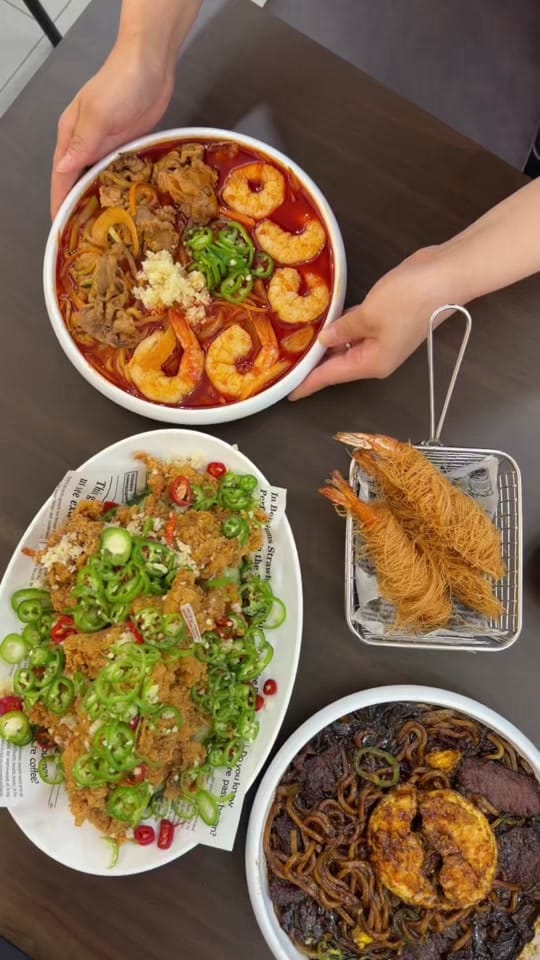Post 2 by Unnie from Seoul on TikTok (video)