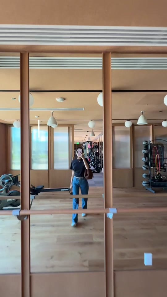 Post 4 by itskarlabb on TikTok (video)
