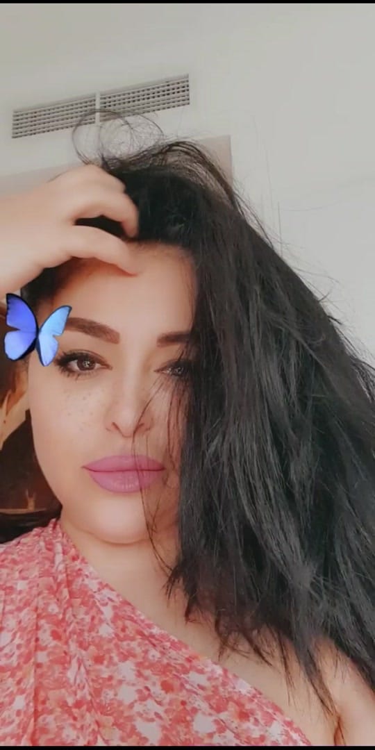 Post 10 by Rosiekhaledi on TikTok (video)