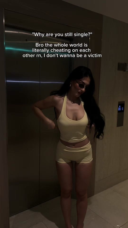Post 4 by Oana on TikTok (video)