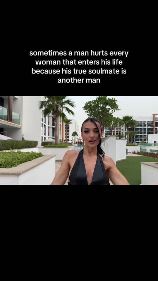 Post 1 by Oana on TikTok (video)