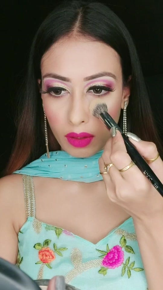 Post 10 by parulsainimakeovers on TikTok (video)