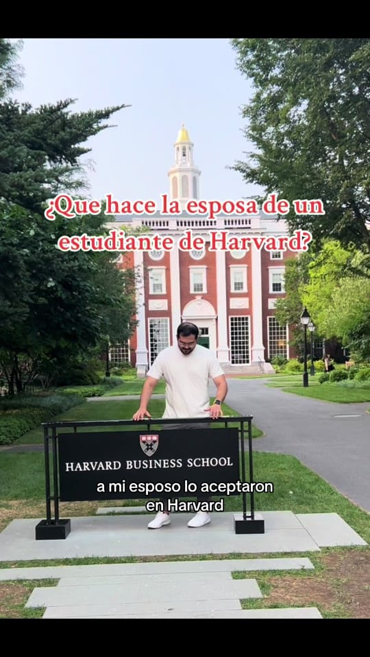 Post 8 by itsvalsantisteban on TikTok (video)