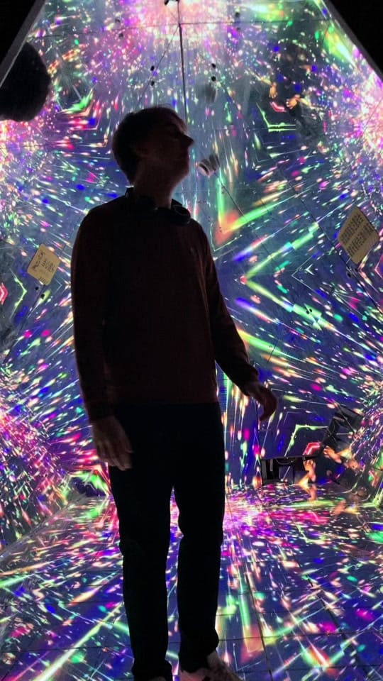 Post 3 by Amer0606 on TikTok (video)