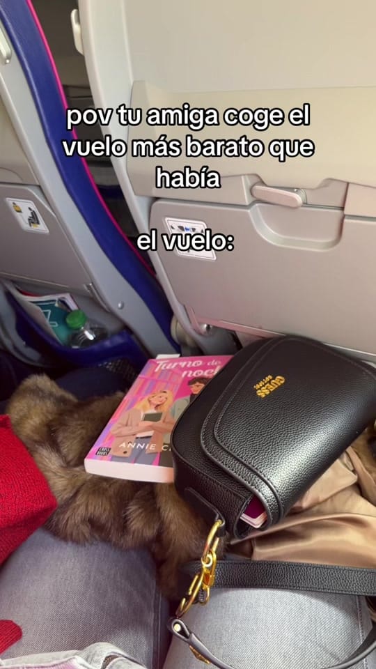 Post 8 by Lucía Sánchez on TikTok (video)