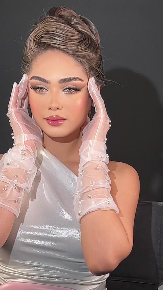 Post 6 by Meysa makeup on TikTok (video)