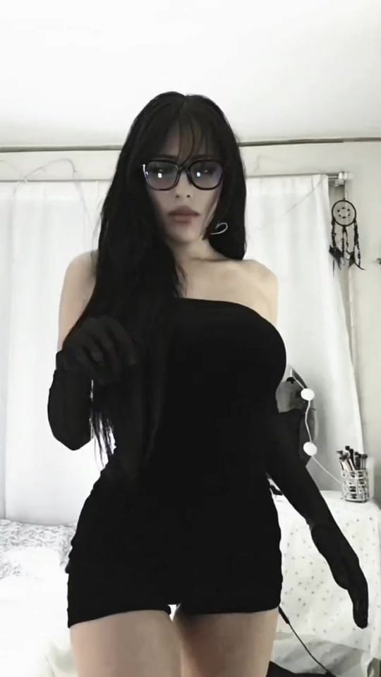 Post 1 by 𝑺𝑨𝑲𝑼𝑹𝑨 | 한국 🤍 on TikTok (video)