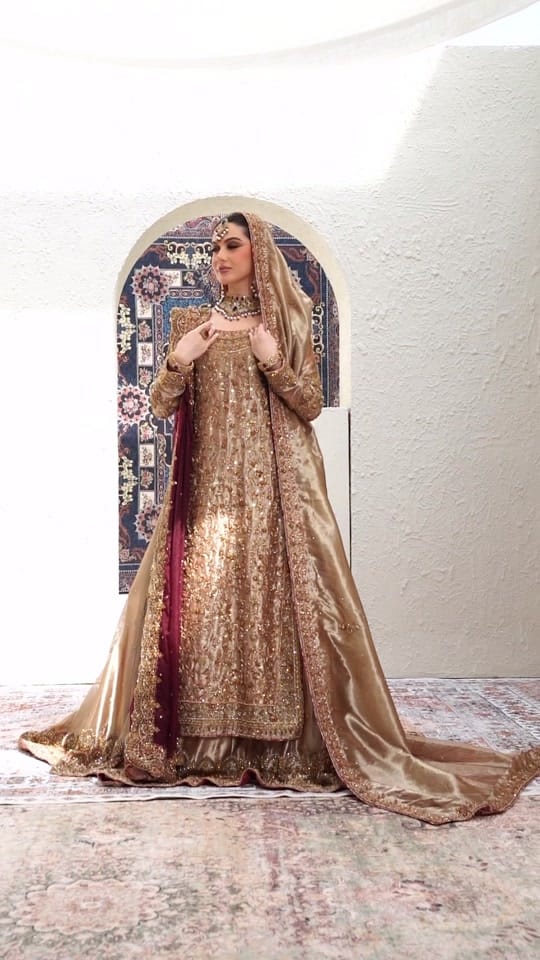 Post 5 by makeupby.saima on TikTok (video)