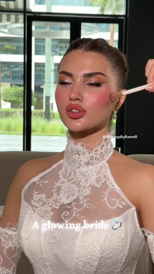 Post 4 by Reem Bayumi | Makeup Artist on TikTok (video)