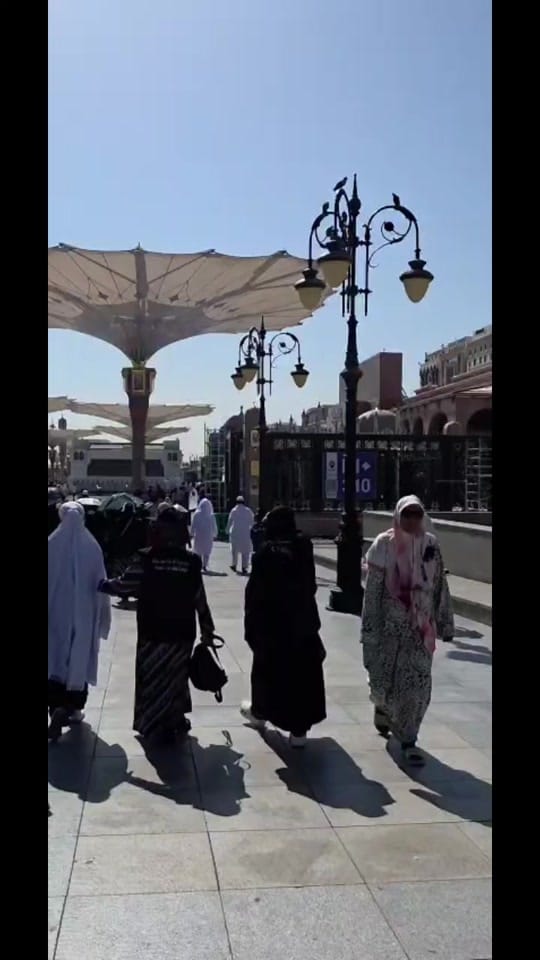 Post 6 by SUHARTATIK CHATOUR PAMEKASAN on TikTok (video)