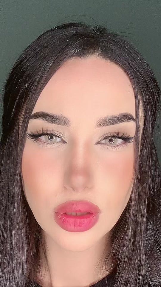 Post 5 by Rahmabenhassen01 on TikTok (video)