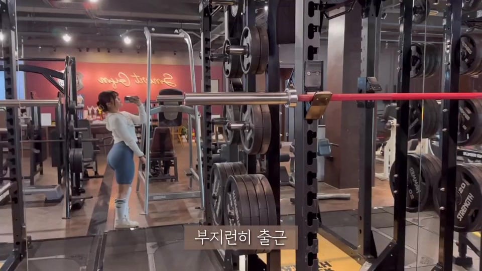 Post 6 by thestwifit on TikTok (video)