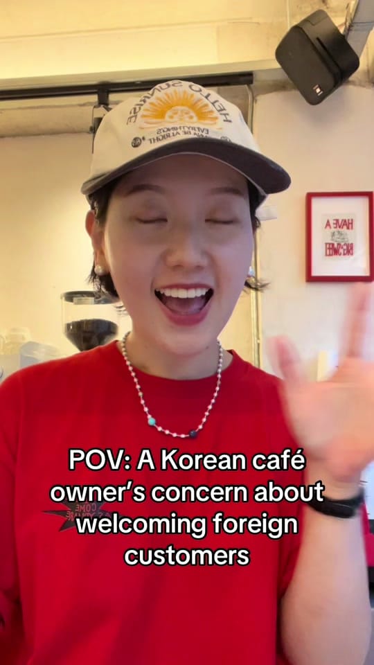 Post 10 by Hwandae coffee walk on TikTok (video)