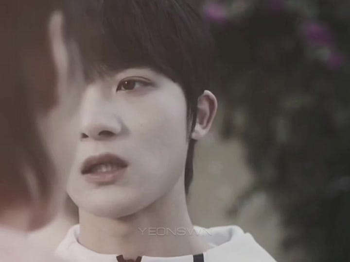 Post 2 by ye0nswn on TikTok (video)