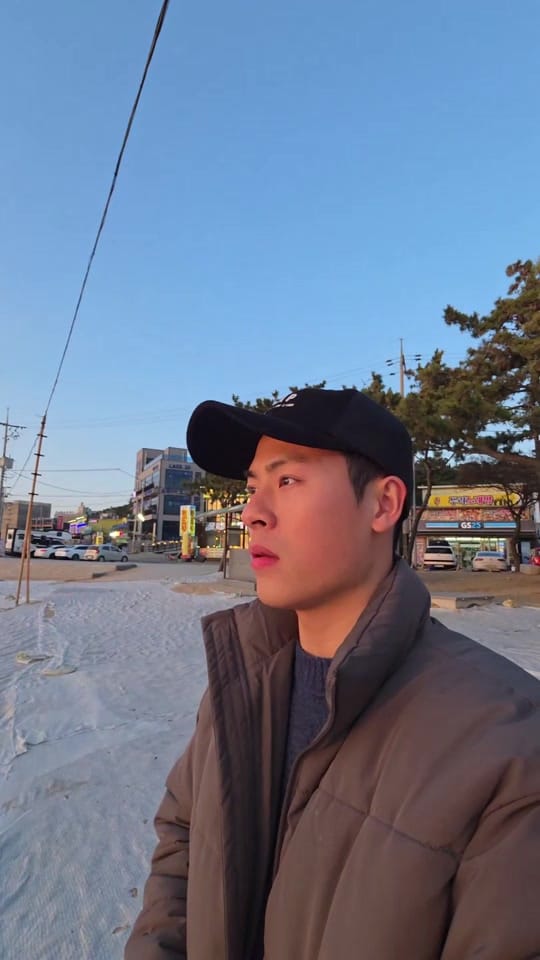 Post 7 by hailinhkorea.daily on TikTok (video)