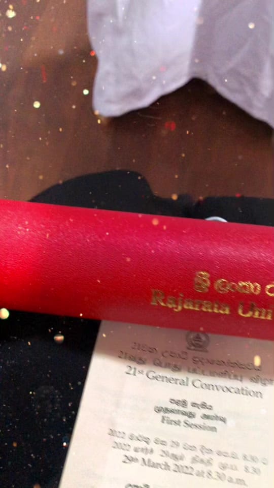 Post 10 by 🇱🇰 Thilini 🇰🇷 on TikTok (video)
